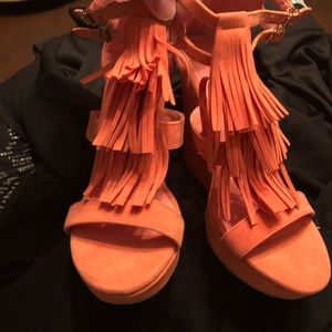 Women’s wedge fringe sandals